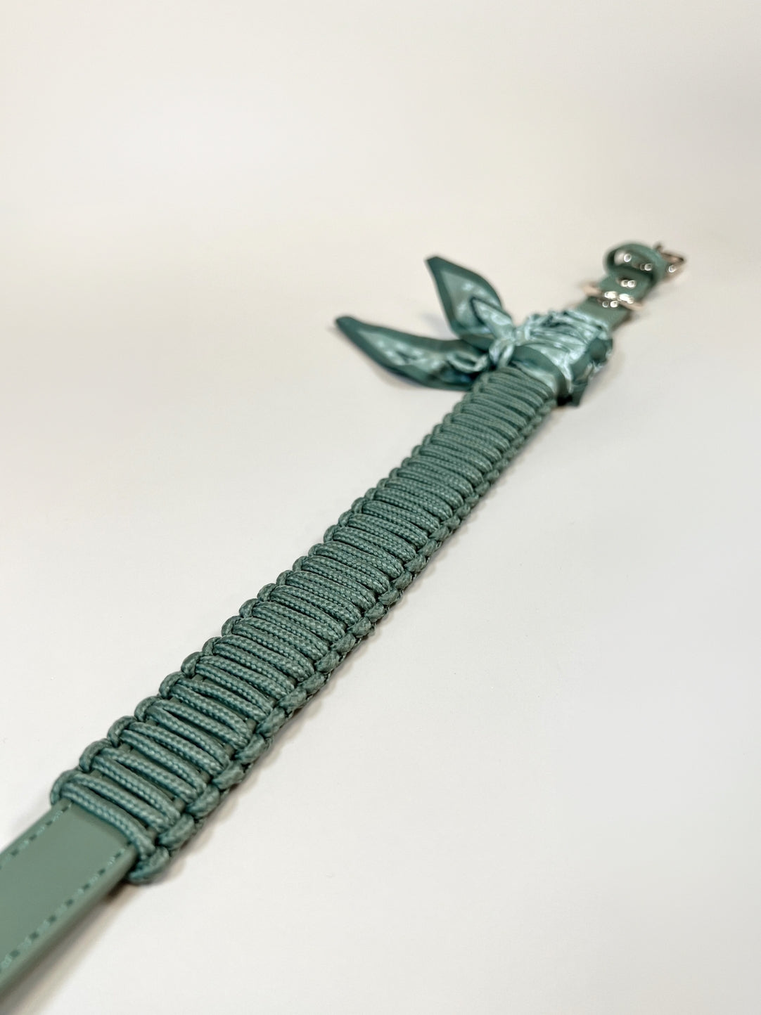 COLLIER BANDANA EN SIMILICUIR - Kaki