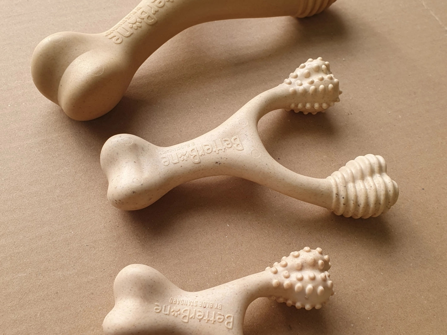 OS A MÂCHER ULTRA-RÉSISTANT POUR CHIENS - Bœuf