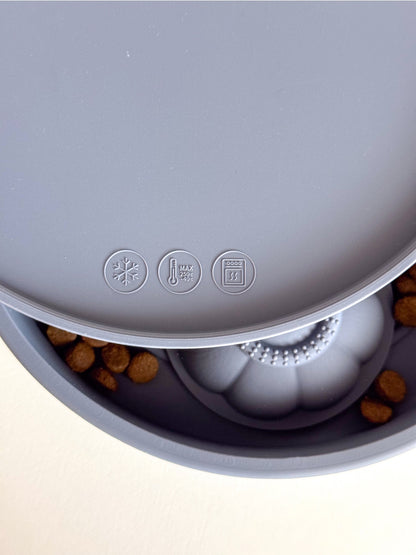 BOL 3 EN 1 - Tapis de lèche, moule à friandises, gamelle anti-glouton